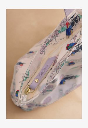 Cath Kidston, PADDINGTON AROUND THE WORLD LARGE FOLDAWAY TOTE . - Velká kabelka - ecru