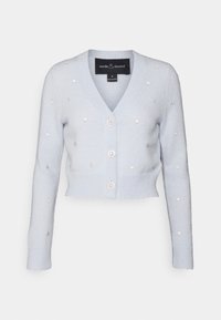 Cardigan court bleu clair à manches longues, col en V, fermeture par boutons, parsemé de petites paillettes argentées.
