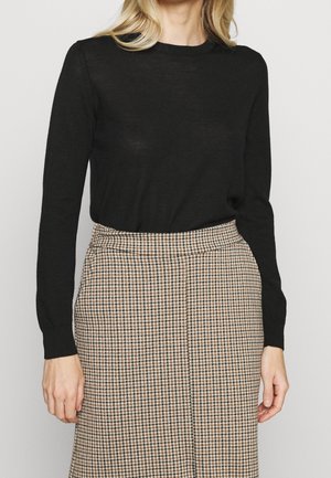 Sweter