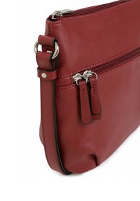 Hexagona Borsa a tracolla - carmin confort