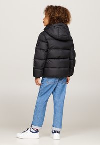 Tommy Hilfiger ESSENTIAL - Giacca invernale - black