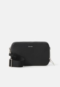 SLEEK CAMERA BAG - Taška cez plece - black