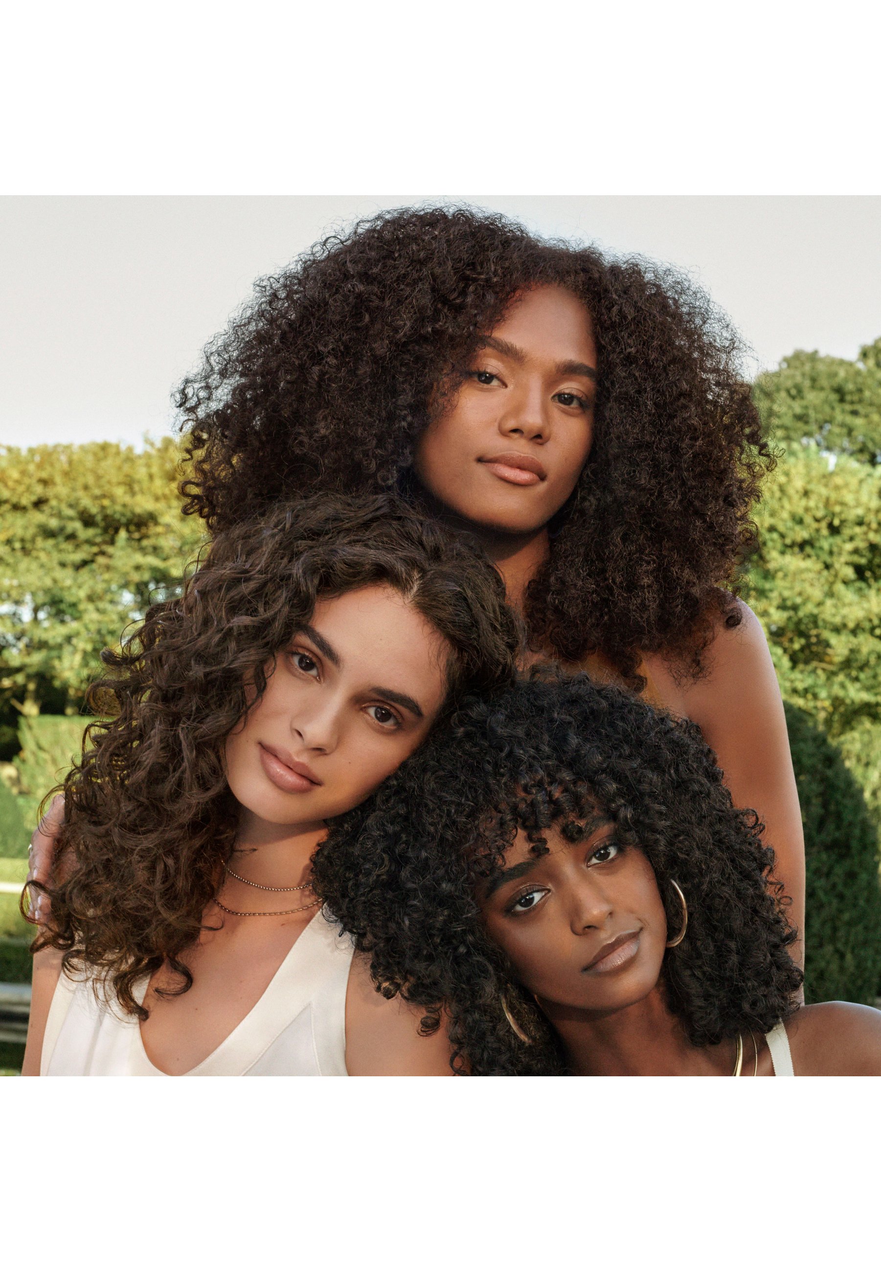 Aveda CAPTIVATING CURLS: BE CURLY ADVANCED™ STYLING ESSENTIALS