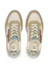 Baskets en cuir mélangeant beige, jaune et bleu clair. Fermeture à lacets avec zip latéral et doublure intérieure douce pour le confort.