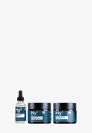 APOTHECARY HYALURONIC ACID DAY MOISTURISER+ EYE SERUM+ MASK - Skincare Set - white