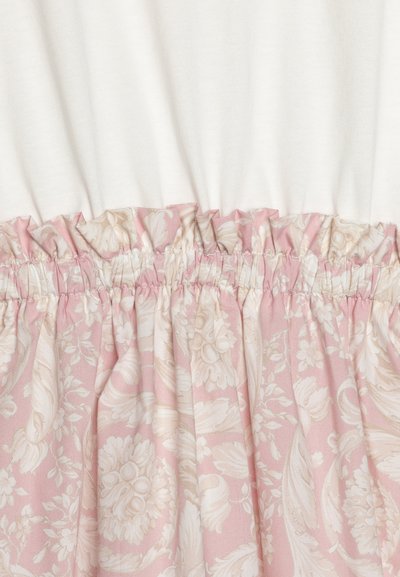 Versace DRESS POP LEGGERO BAROCCO KIDS LOGO - Džersio suknelė - bianco/rosa
