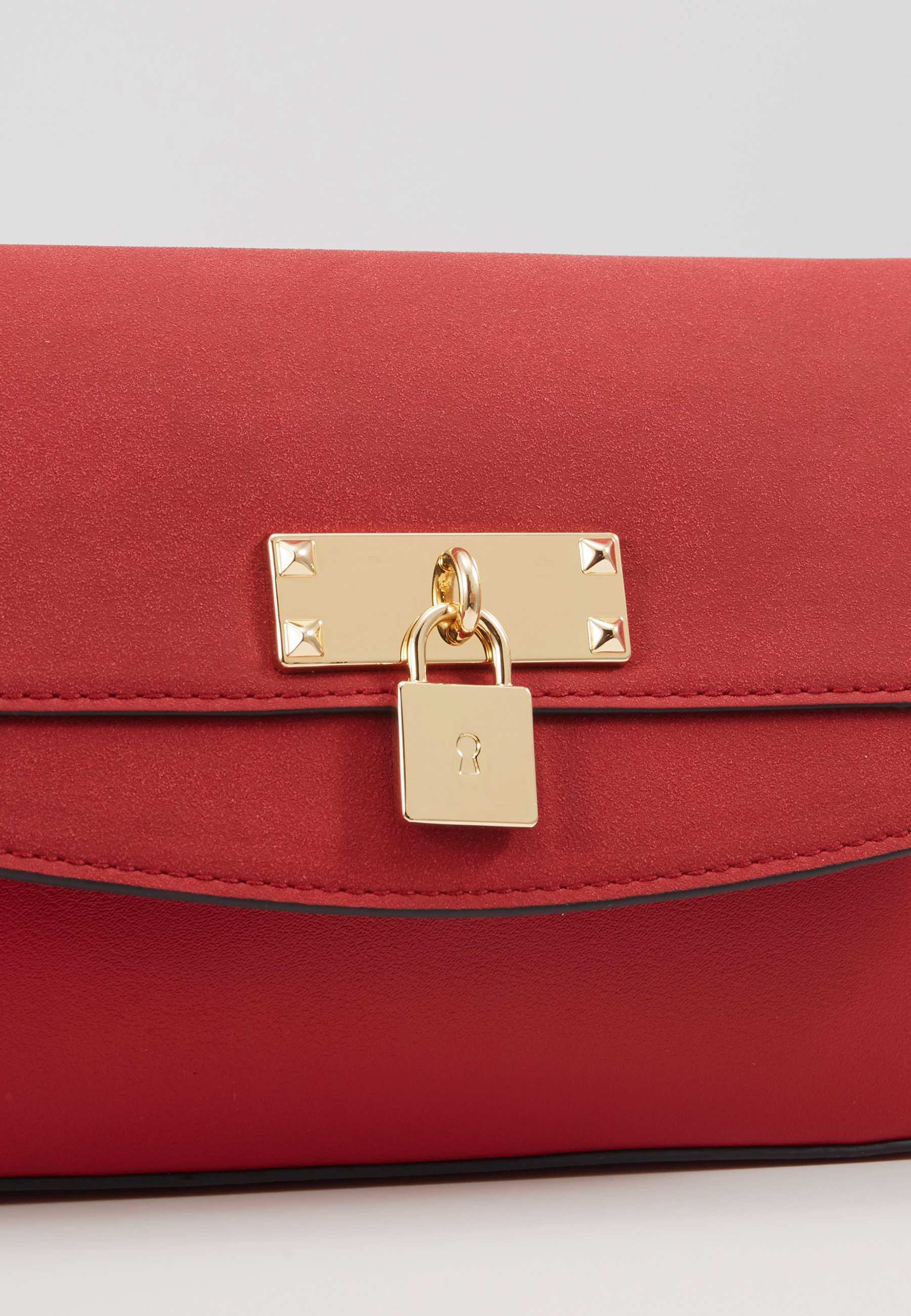 s.Oliver Skulderveske red Zalando.no s.Oliver Skulderveske red Zalando.no