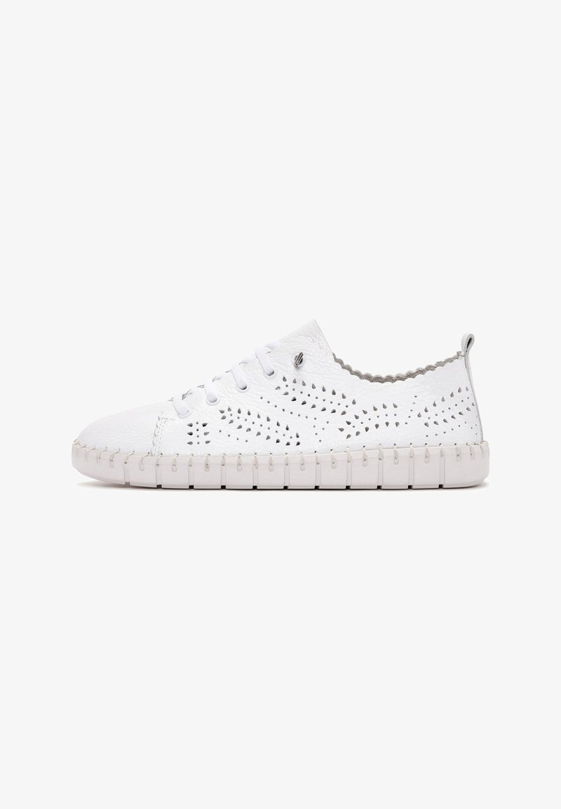 White sneaker made of textured leather with perforations. Features lace-up closure, round toe, and a flexible rubber sole with stitching detail.