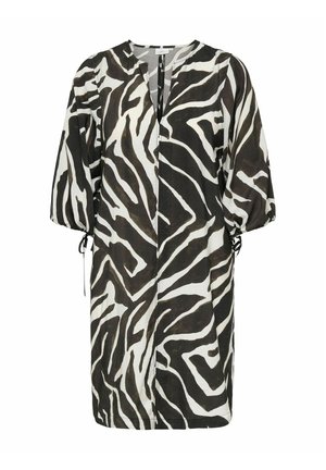 ONLY Carmakoma, DRESS CARCARRIE MIDI DRESS - Robe de jour - birch