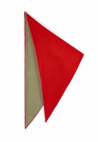 Rode en olijfgroene triangulaire sjaal, met een zachte textuur en contrasterende gestikte randen. Bicolor ontwerp met scherpe punten.