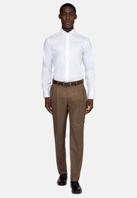 Boggi Milano SLIM FIT STRETCH - Dalykiniai marškiniai - white
