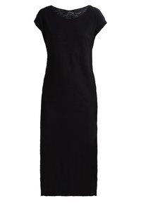 Svart, knälång klänning gjord av mjukt tyg. Har korta ärmar och en bred halsringning. Enkel design utan mönster eller dekorationer.