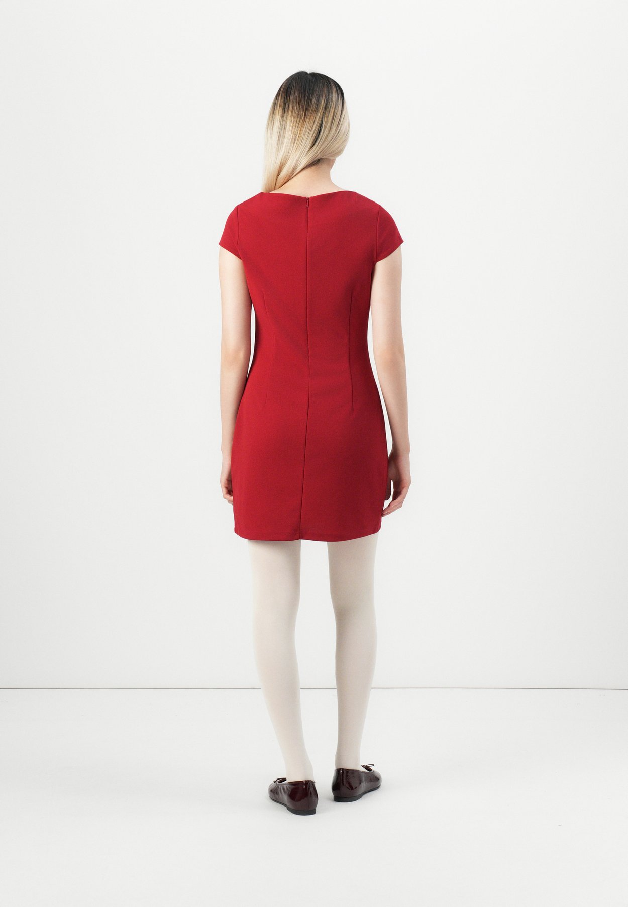 ONLEVI LIFE SHORT DRESS