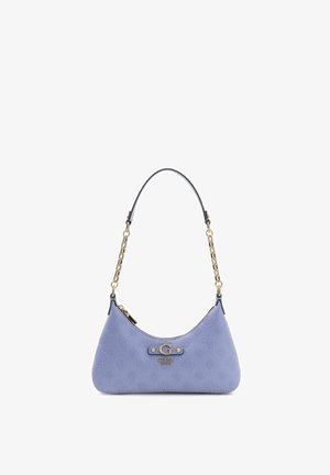 Sac à main Guess en lavande avec motif de logo embossé, bandoulière chaîne dorée et plaque métallique centrale "G" avec fermeture éclair.