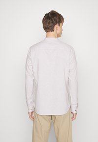 Jack & Jones PREMIUM JPRBLASUMMER HALF PLACKET L/S SN - Camisa - crockery