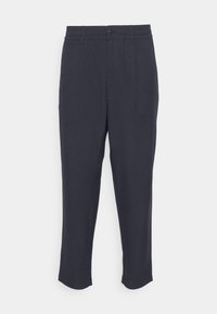 Ej vald, navy blazer