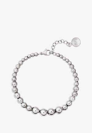 Náramek ve stříbrném odstínu s řadou leštěných sférických korálků, vybavený karabinkovým zapínáním a nastavitelným řetízkem pro možnost úpravy velikosti.