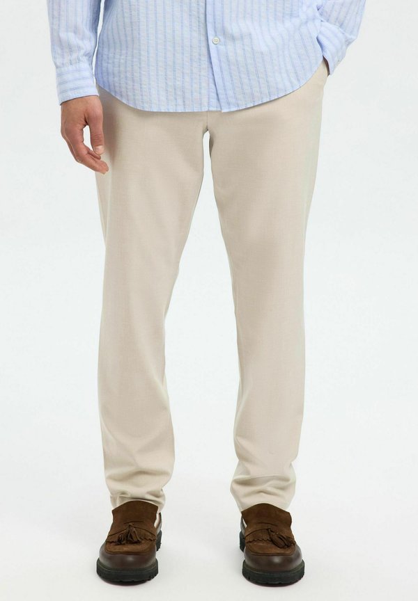 ROBERT FLEX NOOS - Chino - egret