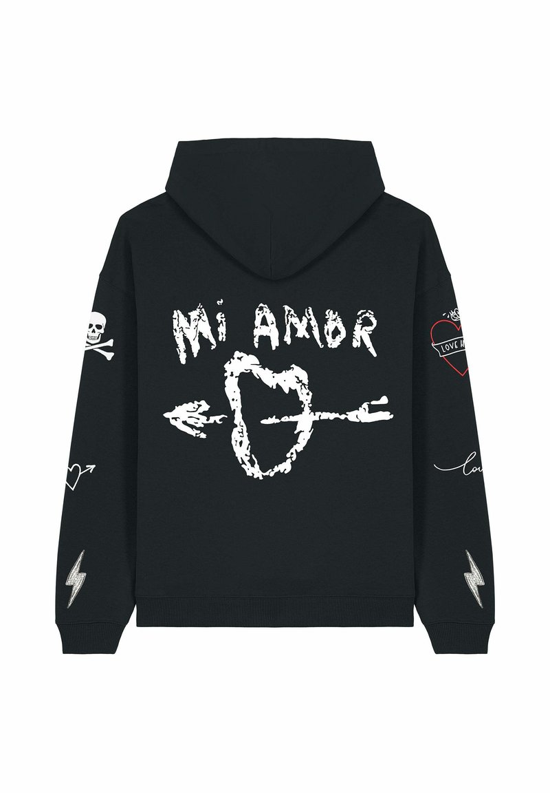 Felpa nera con cappuccio caratterizzata da testo bianco "Mi Amor", design con freccia, grafiche di teschi e cuori, e accenti a forma di fulmine sulle maniche.