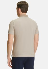 FALKE Poloshirt - cognac