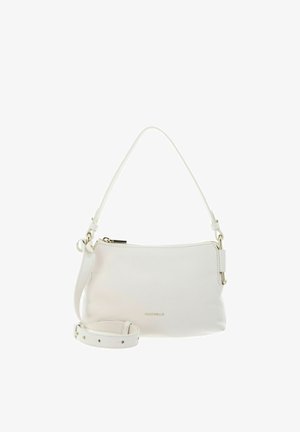 Sac à main en cuir blanc avec fermeture éclair dorée et bandoulière réglable, portant le nom de la marque "Coccinelle" en petites lettres dorées.