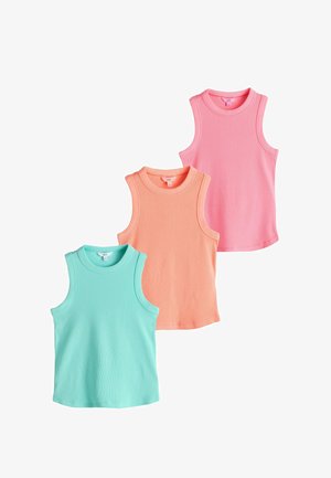 Kolm varrukateta soonikkoes topi: mündiroheline, virsikuvärvi ja roosa. Igal on ümara kaelusega ja sile puuvillane tekstuur.