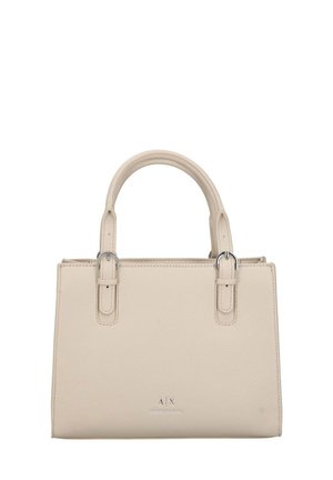 Borsa a tracolla in pelle beige con due manici corti, hardware in argento e finitura testurizzata. Presenta un logo alla base e un design strutturato.