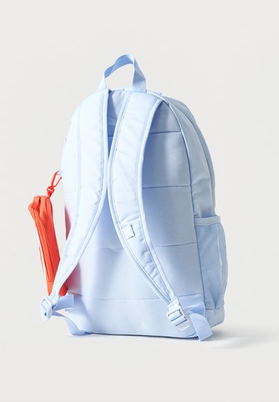Nike Sportswear UNISEX - Pencil case - barely volt/deep night/(deep night)/ dark blue - Zalando.ie