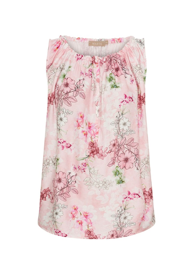 Sleeveless bluse i lyserødt stof med blomster mønstre i nuancer af pink og grøn. Har en samlet halsudskæring og forreste knapper.