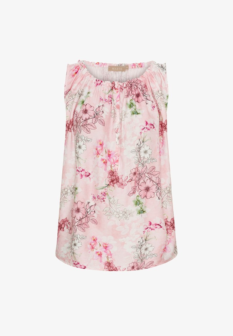 Sleeveless bluse i lyserødt stof med blomster mønstre i nuancer af pink og grøn. Har en samlet halsudskæring og forreste knapper.