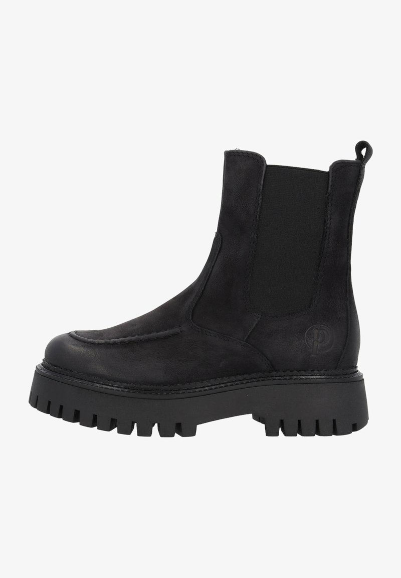 Bottine noire à la cheville avec une semelle en caoutchouc à crampons robustes, une tige en cuir lisse, des panneaux latéraux élastiques et un détail avec logo embossé.