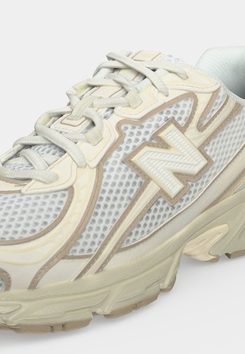 New Balance U740 UNISEX - Trainers - white — foto 7