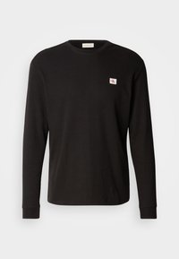Selecionado, black