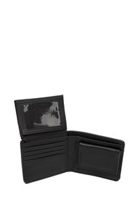 Černá kožená peněženka s bifold designem, obsahující několik přihrádek na karty, průhledné místo na identifikační kartu a přihrádku na hotovost nebo další karty.
