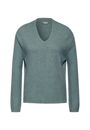 Pull en maille côtelée verte à manches longues avec col en V, présenté sur un fond blanc uni.