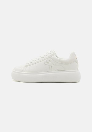 SHOES - Zapatillas - white