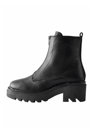 Plateaustiefelette - black