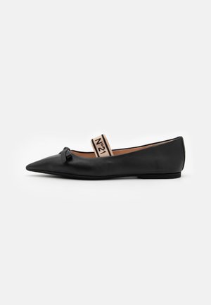 N°21 Bailarinas con hebilla - black