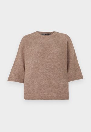 Suéter marrón de punto con cuello redondo, corte holgado y mangas cortas y anchas. Textura suave, adecuado para uso casual.