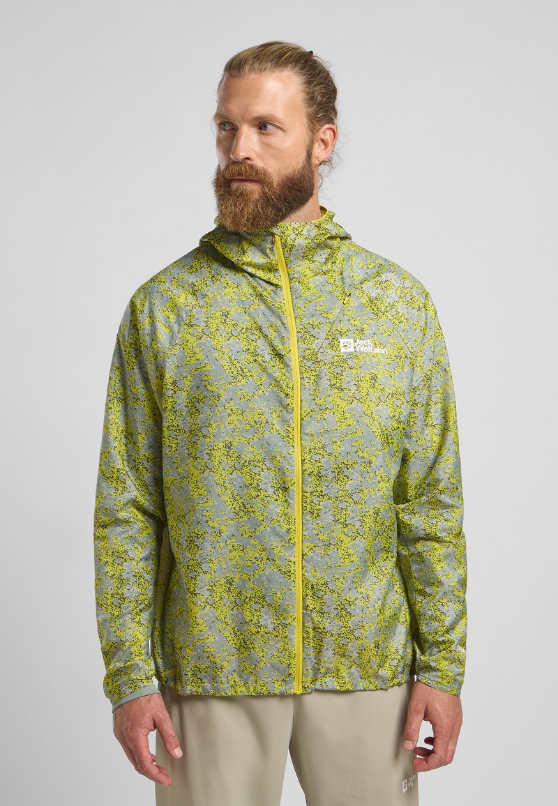 Jack Wolfskin PRELIGHT - Outdoorjas - sandblasted chartreuse