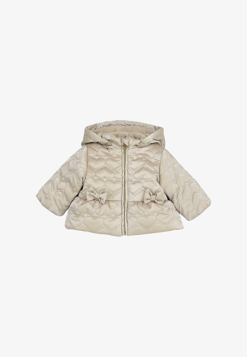 Veste matelassée beige pour tout-petit avec coutures en forme de cœur, fermeture éclair à l'avant, capuche et deux petits nœuds décoratifs à la taille.