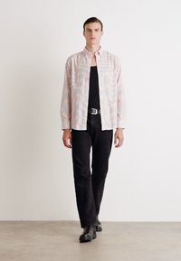 GANT REG OXFORD BANKER STRIPE  - Srajca - iron red