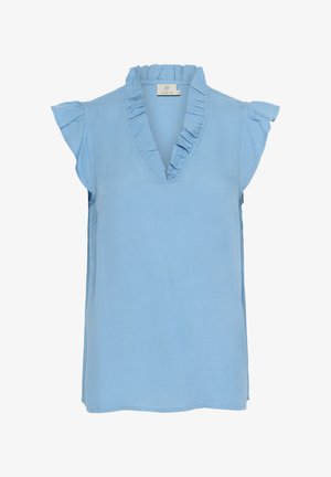 Jasnoniebieska bluzka z falbaną przy dekolcie w kształcie V i krótkimi rękawami. Wykonana z miękkiego materiału, o luźnym kroju i czystym wykończeniu.