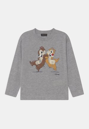 Camisa de manga larga gris con una impresión desgastada de los personajes de Disney, Chip y Dale, bailando, con un escote redondo y etiqueta de Monnalisa.
