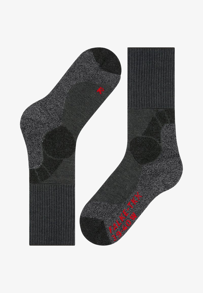 Chaussettes grises foncées en tissu texturé, avec des bords côtelés, des zones de orteil et de talon renforcées, et des détails de logo rouge sur le côté.
