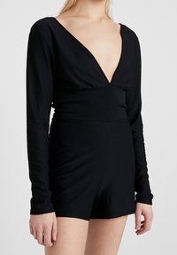Even&Odd Mono - black
