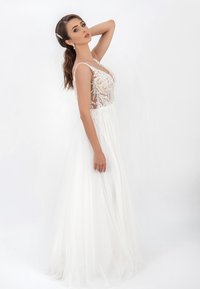 Hochzeitsatelier Irvalda - Galajurk - white - 5