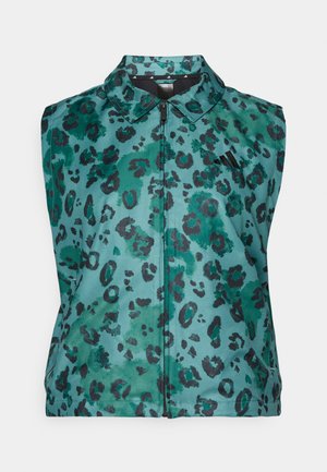 Gilet sans manches en teal avec un motif léopard. Il dispose d'un col, d'une fermeture éclair sur le devant et d'une texture de tissu lisse et brillante.