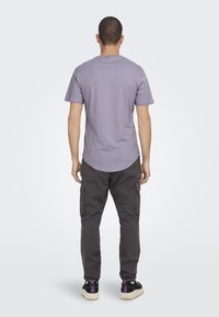 Only & Sons ONSMATT LIFE LONGY TEE  - Jednoduché tričko - purple ash