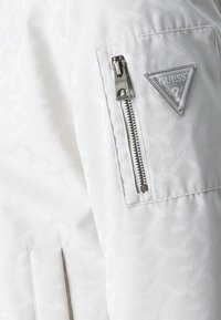 Guess JACKET - Geacă bomber - offwhite